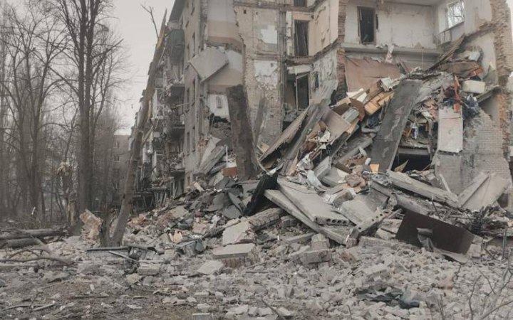Окупанти здійснили ракетний удар по двох багатоповерхівках Авдіївки