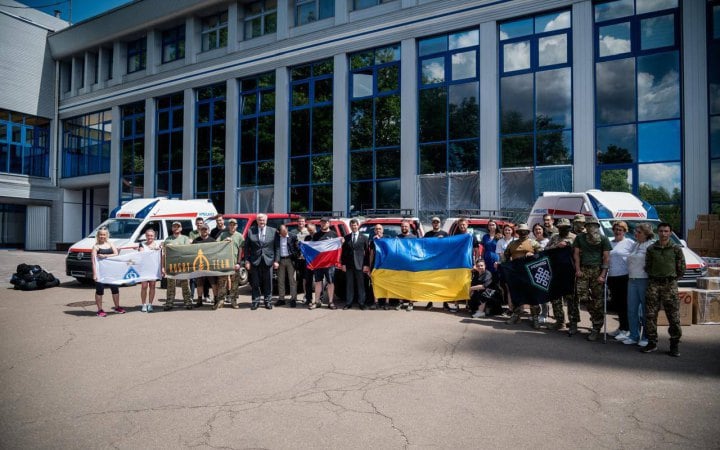 Чехія передала гуманітарну допомогу для потреб Сил оборони України на близько 20 мільйонів гривень