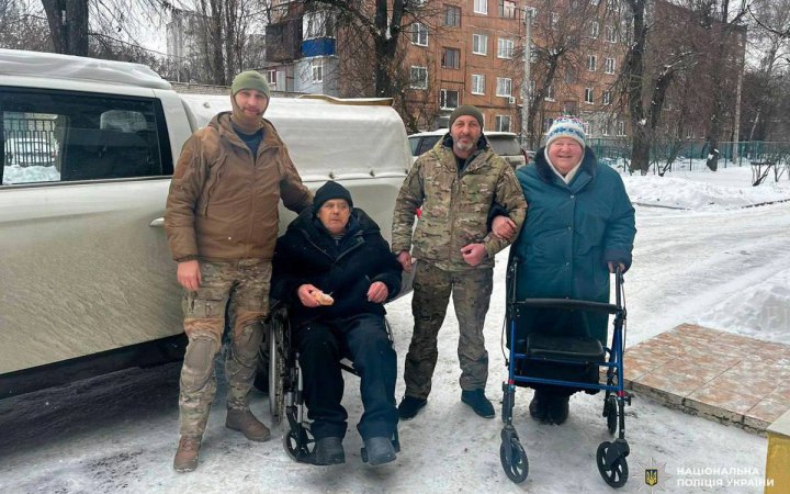 "Білі янголи" евакуювали двох цивільних із Борівської громади Харківщини