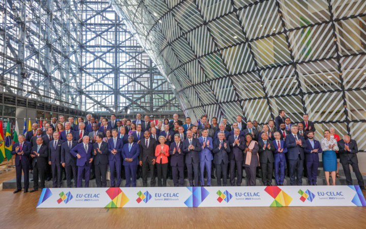 Лідери ЄС, Латинської Америки та Карибського басейну обговорюють війну в Україні