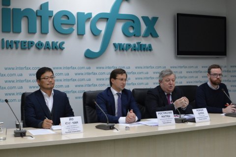 Hyundai Corporation и украинские банки потеряли $30 млн из-за мошеннической схемы "Компании рона" 