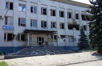 Загинув військовий, ще одного поранено під час обстрілу Мар'їнки і Красногорівки