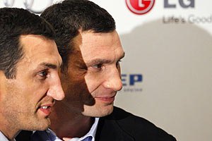 Виталий Кличко: мы с братом хотим организовать бой в Киеве