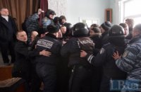 "Свободовцы" прорвались на заседание Общественного совета (ДОБАВЛЕНЫ ФОТО и ВИДЕО)