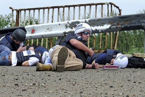 Патруль СММ ОБСЕ попал под обстрел под Донецком