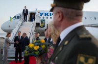 Порошенко прилетел в Грузию
