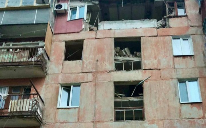 Ворог обстріляв два райони на Дніпропетровщині, троє людей дістали поранення