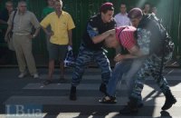 Восьмерых участников драки из-за Фарион увезли в райотдел
