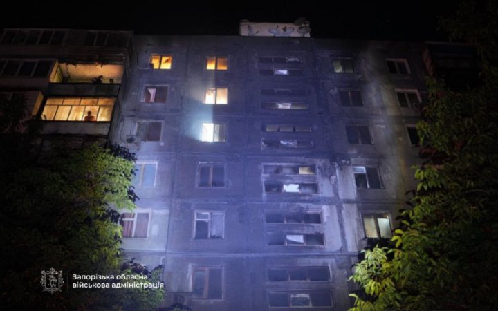 Окупанти вдарили дроном по житловому будинку в Запоріжжі