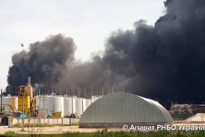 Порошенко поручил министру культуры созвать штаб ликвидации пожара в Глевахе