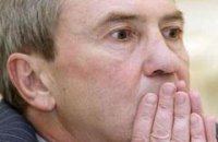 Янукович пока не будет увольнять Черновецкого