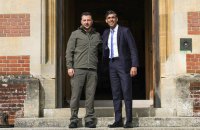 Зеленський подякував Ріші Сунаку за лідерство Великої Британії у танковій та авіаційній коаліції