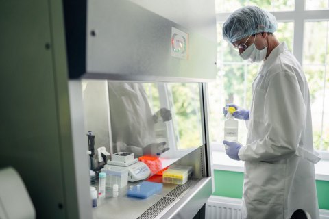 Тести на COVID-19 у приватних лабораторіях робитимуть безкоштовно, - Степанов