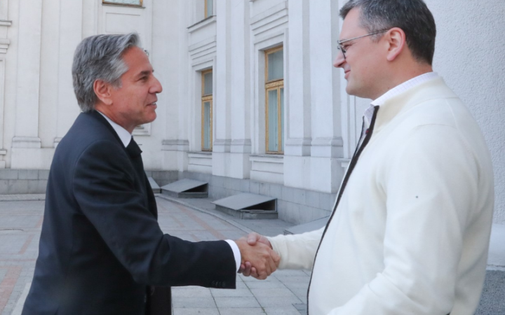 ​Держсекретар США Блінкен у телефонній розмові запевнив Дмитра Кулебу в підтримці України