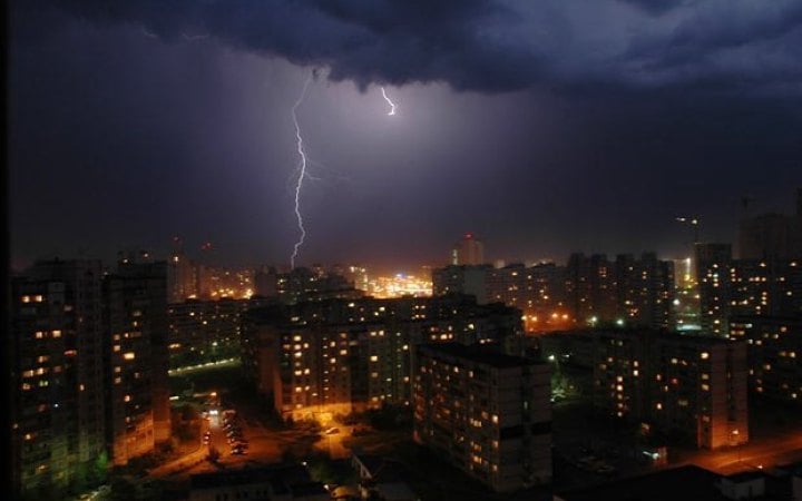 У Києві очікується гроза, яка ймовірно триватиме до кінця доби