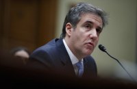 Экс-адвокат Трампа назвал президента США "расистом" и "мошенником"