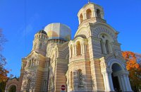 Латвія законом розірвала звʼязок своєї церкви з РПЦ. Україна теж так може? 