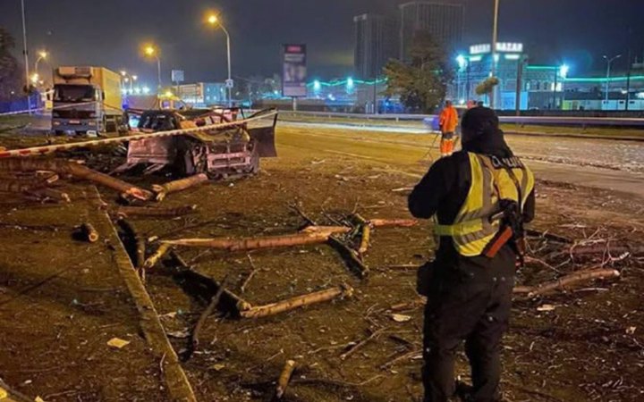 У Києві внаслідок нічної атаки Росії загинула жінка, ще 15 людей поранено