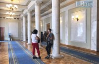 Кулуари Ради частково відкриють для журналістів