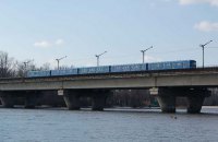 В Киеве на неделю ограничат движение по мосту через Русановский пролив