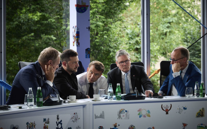 ЗМІ: європлан миру для України виключає умови про обмеження розширення НАТО