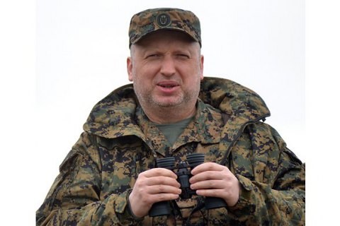 Турчинов: якщо Зеленський вирішить наступати на Крим, я буду в перших лавах штурмового батальйону