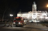 У канадському Квебеку чоловік напав на людей біля парламенту, є загиблі й поранені