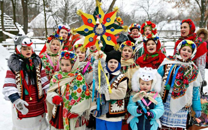 У "Дії" завершилось опитування, коли святкувати Різдво