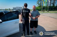 Керівника приватного медцентру підозрюють у організації незаконного сурогатного материнства