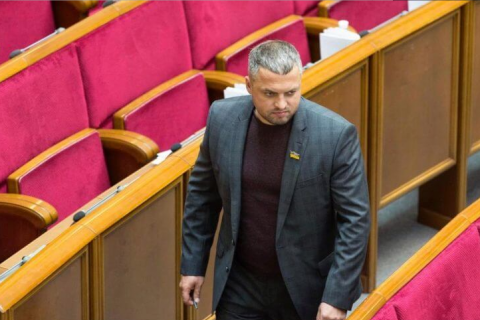 В "Слуге народа" нашли еще одного депутата, которого раньше судили