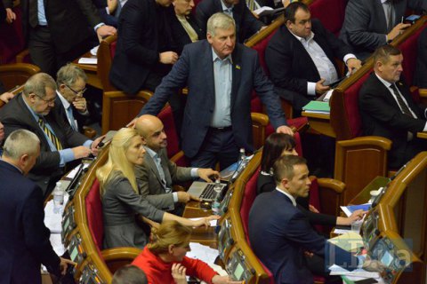 Рада приняла в первом чтении законопроект о слиянии банков