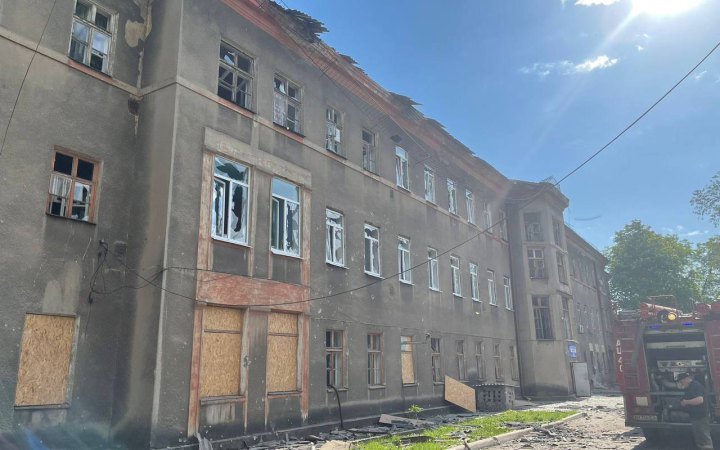 Окупанти поранили дівчину-підлітка у Нью-Йорку на Донеччині