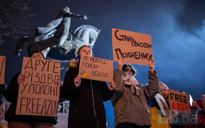Головне за вівторок, 26 грудня: обстріл вокзалу в Херсоні, брифінг Залужного 