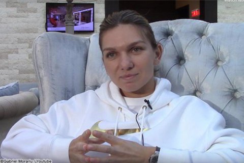 Экс-первая ракетка женского тенниса подхватила челлендж с туалетной бумагой