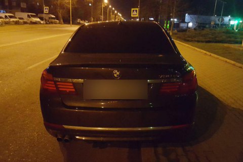 В Закарпатской области задержали несколько машин с битами, ножами и балаклавами