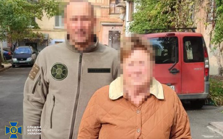 СБУ затримала двох колаборанток, які примушували людей голосувати за приєднання Херсонщини до Росії