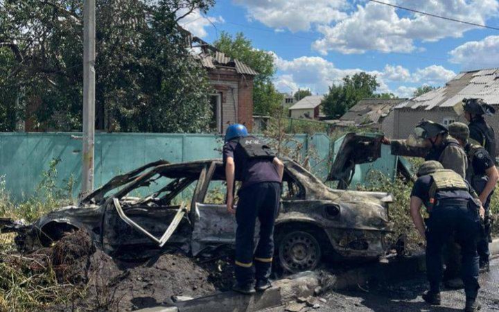 Ворог вдарив по приватних будинках у Словʼянську