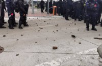 На границе с Беларусью во время столкновений с мигрантами были травмированы девять польских правоохранителей