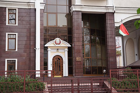 Украина выслала белорусского дипломата
