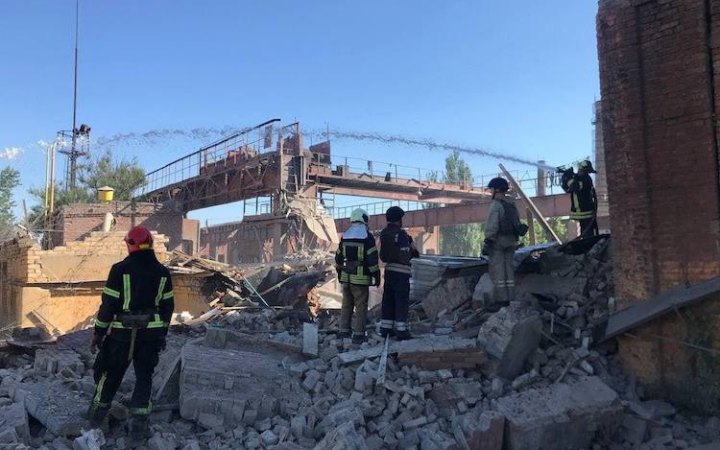 Росіяни продовжують бойові дії на схід та південь від Бахмута, – ISW