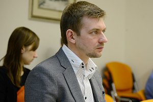 Здоровая семья никому не интересна, - Минсоцполитики