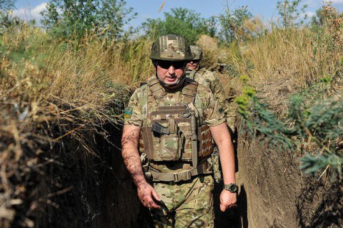 РНБО готує підвищення зарплат військовикам  