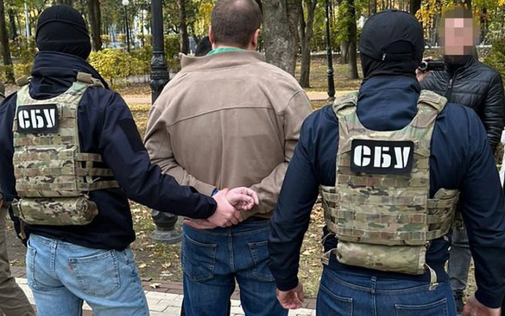​СБУ затримала чиновника АМКУ, який за хабарі "заплющував очі" на порушення монополістів 