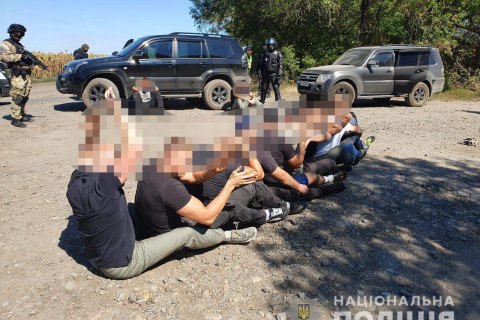 ​В Харьковской области задержали 15 человек за нападение на государственное опытное хозяйство