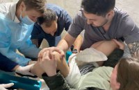Пологи в бомбосховищі. Історія лікаря-акушера Кирила Венцковського