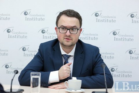 Особый статус Севастополя – одна из причин аннексии Крыма, - представитель президента 