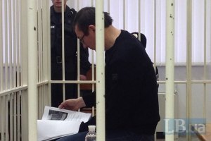 Луценко жалуется на кровотечение и ждет новой операции