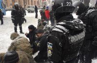 СБУ перевірить законність дій поліції під час зачистки наметового містечка біля Ради