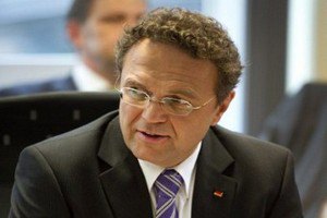 Министр внутренних дел насчитал в ФРГ тысячу потенциальных террористов