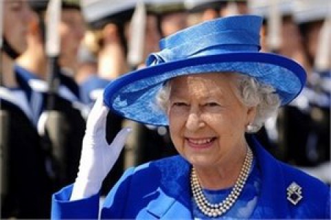 Елизавета II не отречется в пользу принца Чарльза, - ​Sunday Times 